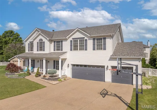Homes for sale in Dardenne Prairie, MO | 103 Perennial Ct, Dardenne Prairie, MO 63368 | MLS# MIS26035963