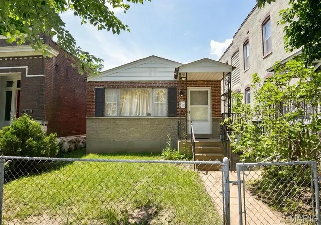 Photo 1 of Single family home for sale at 4649 Oregon Ave, Saint Louis, MO 63111 | MLS# MIS26035972 | Listing updated on 2026-08-07