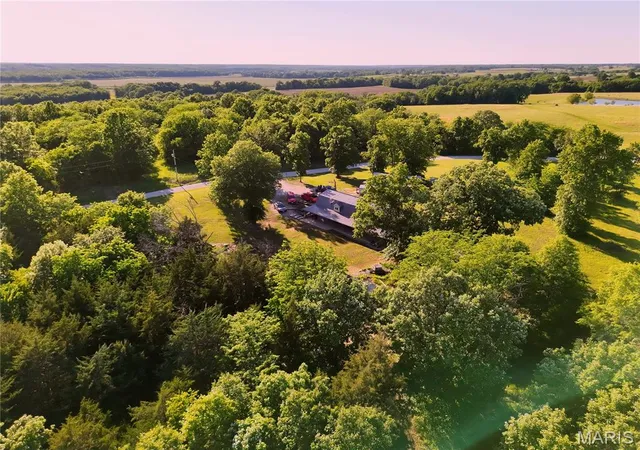 5th image of 32019 County Rd 358, Kahoka, MO 63445 | MLS# MIS26035985