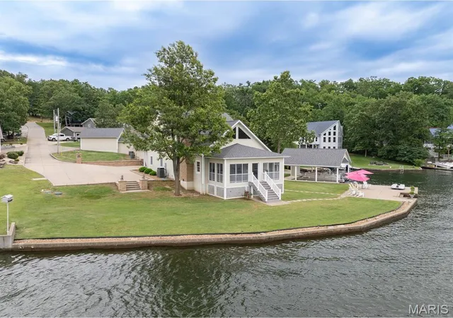 Homes for sale in Perryville, MO | 2041 Compass Cir, Perryville, MO 63775 | MLS# MIS26035986