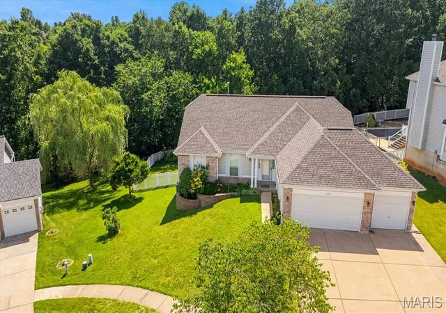 2nd image of 1577 Fox Ridge Ct, Arnold, MO 63010 | MLS# MIS26035988