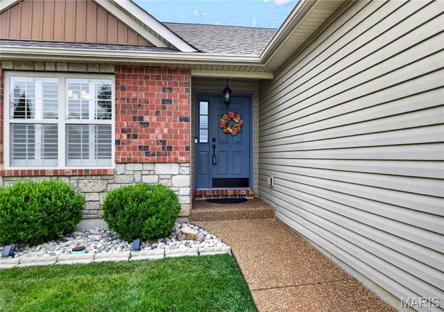 Homes for sale in Wentzville, MO | 708 Bellingrath Gardens Court, Wentzville, MO 63385 | MLS# MIS26035994