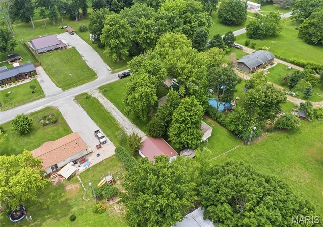 Homes for sale in Carlyle, IL | 21827 Dove Ln, Carlyle, IL 62231 | MLS# MIS26036015