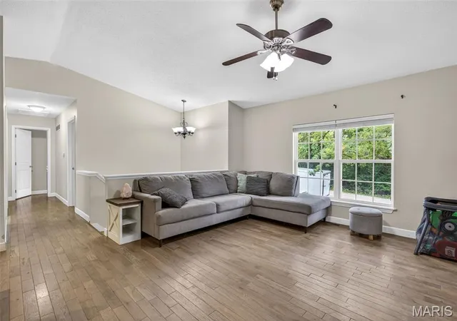 Photo 4 of Single family home for sale at 322 Saint Pierre St, Bonne Terre, MO 63628 | MLS# MIS26036044 | Listing updated on 2026-10-05