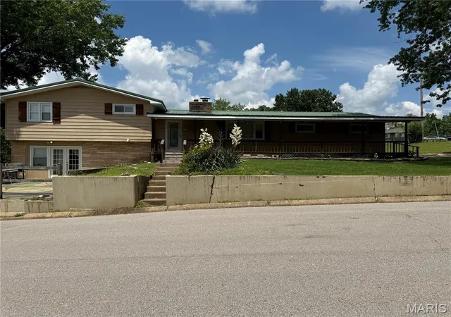 Homes for sale in Waynesville, MO | 1100 Home Ave, Waynesville, MO 65583 | MLS# MIS26036051
