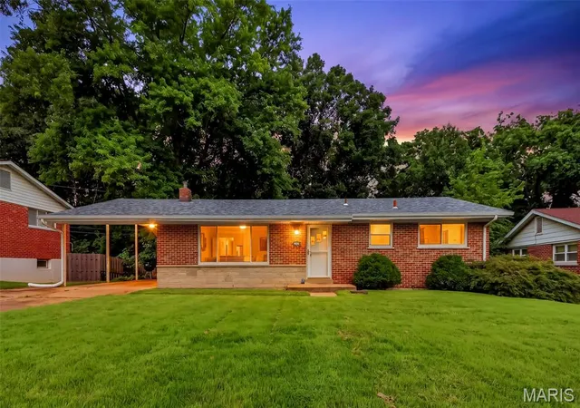 Photo 1 of Sale Pending at 2349 Buller Dr, Saint Louis, MO 63114 | MLS# MIS26036082 | Listing updated on 2026-09-21