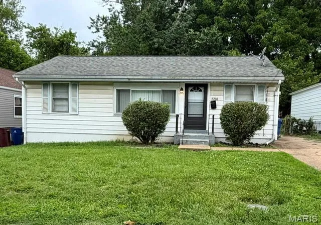 1st image of 3231 Edmundson Rd, St Louis, MO 63114 | MLS# MIS26036099