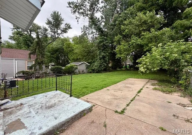 4th image of 3231 Edmundson Rd, St Louis, MO 63114 | MLS# MIS26036099
