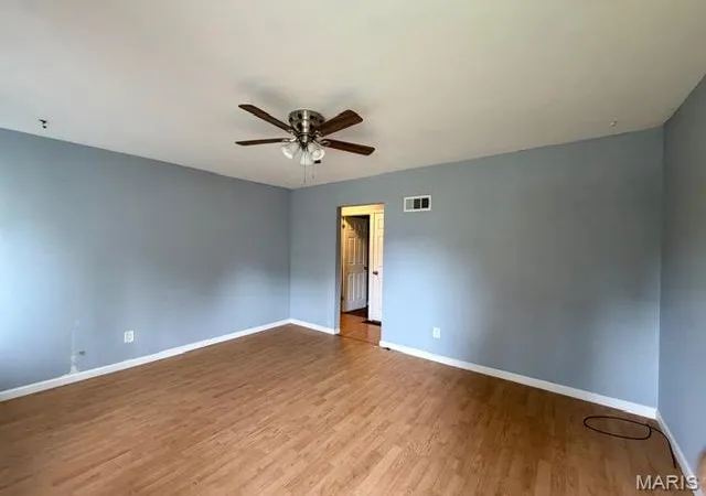5th image of 3231 Edmundson Rd, St Louis, MO 63114 | MLS# MIS26036099