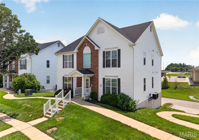 Photo 2 of Condo for sale at 10 Homefield Gardens Dr #17N, O Fallon, MO 63366 | MLS# MIS26036114 | Listing updated on 2026-07-29
