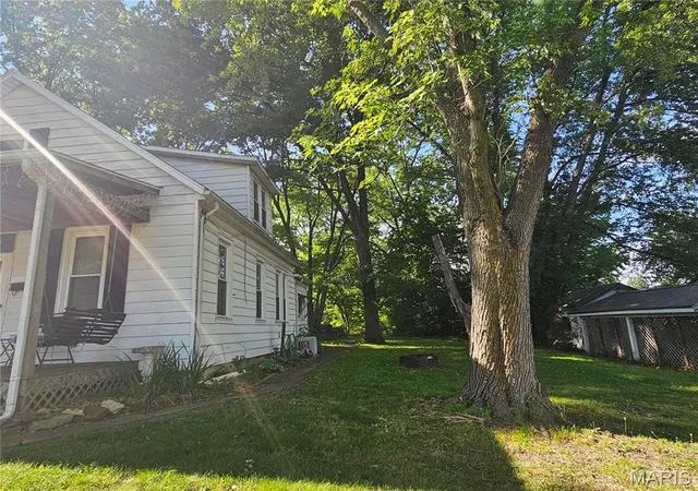 Homes for sale in Sparta, IL | 523 E Main St, Sparta, IL 62286 | MLS# MIS26036159