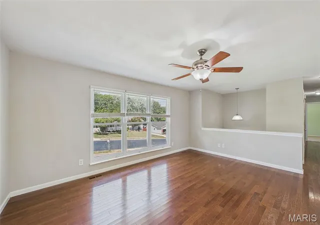 Photo 2 of Single family home for sale at 656 Nancy Dr, Saint Charles, MO 63301 | MLS# MIS26036164 | Listing updated on 2026-09-14