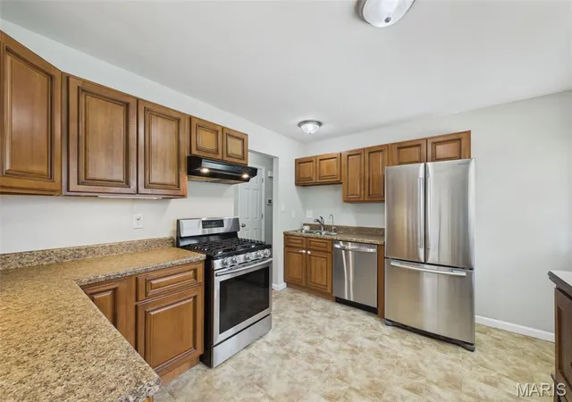 Photo 4 of Single family home for sale at 656 Nancy Dr, Saint Charles, MO 63301 | MLS# MIS26036164 | Listing updated on 2026-09-14