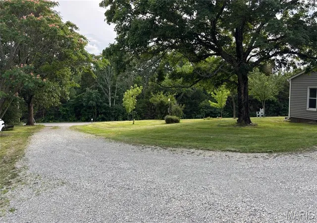 Photo 3 of Single family home for sale at 147754 State Hwy F, Potosi, MO 63664 | MLS# MIS26036195 | Listing updated on 2026-09-19