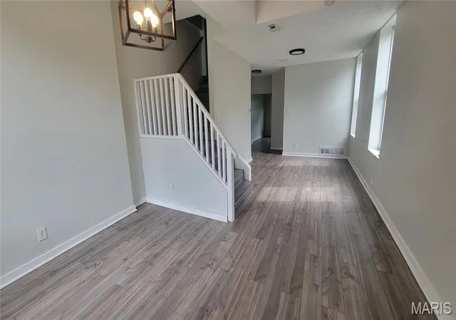 Photo 2 of Single family home for sale at 2202 Osage St, Saint Louis, MO 63118 | MLS# MIS26036233 | Listing updated on 2026-10-15