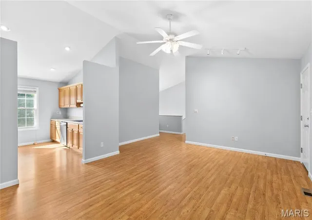 Photo 4 of Single family home for sale at 635 Elm St, Hillsboro, MO 63050 | MLS# MIS26036269 | Listing updated on 2026-08-24