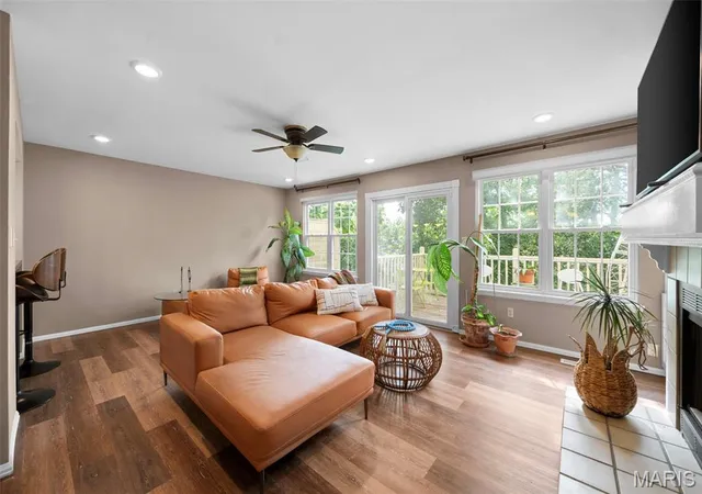 Photo 3 of Townhouse for sale at 11980 Autumn Lakes Dr, Maryland Heights, MO 63043 | MLS# MIS26036288 | Listing updated on 2026-09-13
