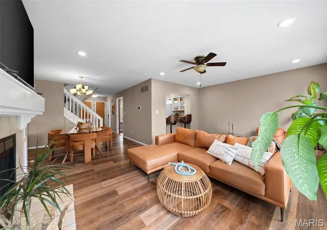 Photo 4 of Townhouse for sale at 11980 Autumn Lakes Dr, Maryland Heights, MO 63043 | MLS# MIS26036288 | Listing updated on 2026-09-13