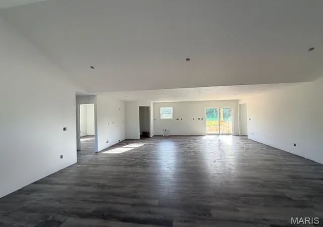 Photo 3 of Single family home for sale at 31125 Old Hwy 5, Lebanon, MO 65536 | MLS# MIS26036290 | Listing updated on 2026-08-14