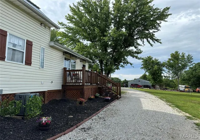 Homes for sale in Belle, MO | 23454 Hwy C, Belle, MO 65013 | MLS# MIS26036319