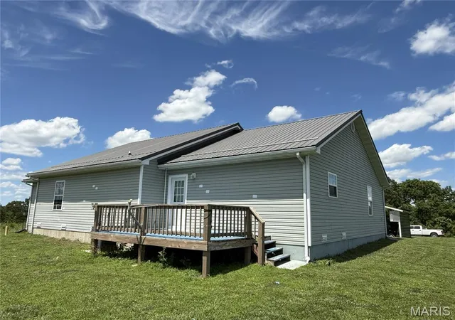 Homes for sale in Plato, MO | 12557 Jake Ln, Plato, MO 65552 | MLS# MIS26036320
