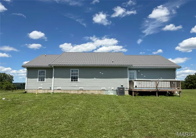 Homes for sale in Plato, MO | 12557 Jake Ln, Plato, MO 65552 | MLS# MIS26036320