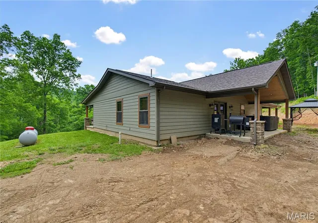 Homes for sale in Des Arc, MO | 1371 Wayne 344, Des Arc, MO 63636 | MLS# MIS26036326