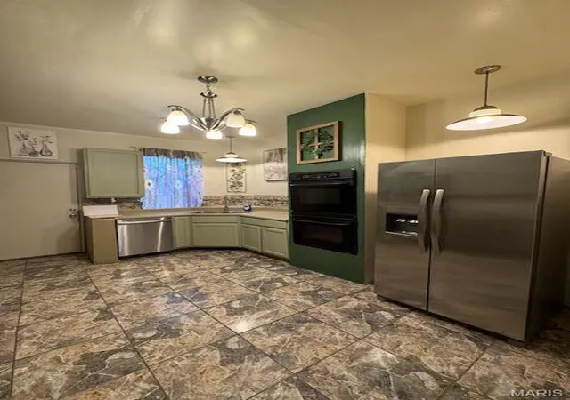Photo 3 of Single family home for sale at 4259 W Cote Brilliante Ave, Saint Louis, MO 63113 | MLS# MIS26036333 | Listing updated on 2026-08-27
