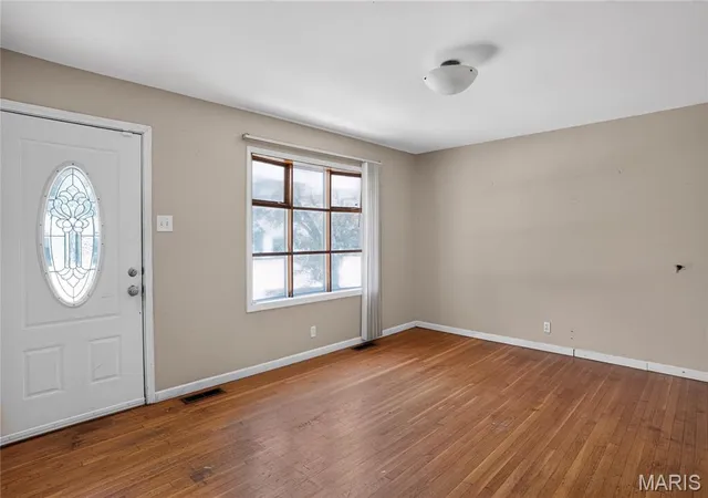 3rd image of 1911 Keelen Dr, Saint Louis, MO 63136 | MLS# MIS26036342