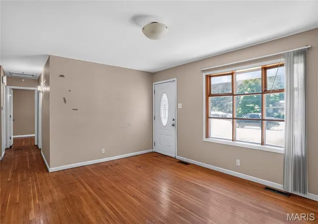 5th image of 1911 Keelen Dr, Saint Louis, MO 63136 | MLS# MIS26036342