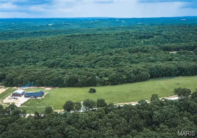 Photo 4 of Land for sale at 5248 Hobby Farms Rd, De Soto, MO 63020 | MLS# MIS26036392 | Listing updated on 2026-10-07