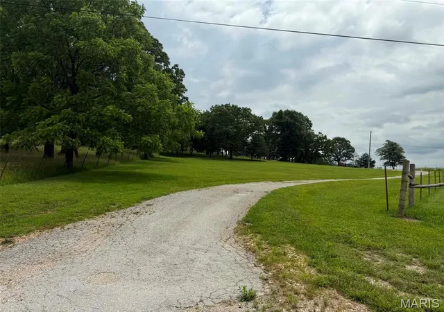 Homes for sale in Mountain Grove, MO | 1898 M- King Rd, Mountain Grove, MO 65711 | MLS# MIS26036394