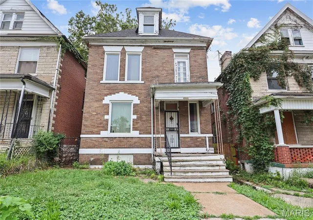 Homes for sale in Saint Louis, MO | 5960 Minerva Ave, Saint Louis, MO 63112 | MLS# MIS26036429