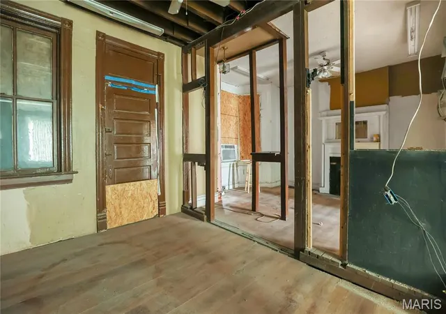Homes for sale in Saint Louis, MO | 5960 Minerva Ave, Saint Louis, MO 63112 | MLS# MIS26036429