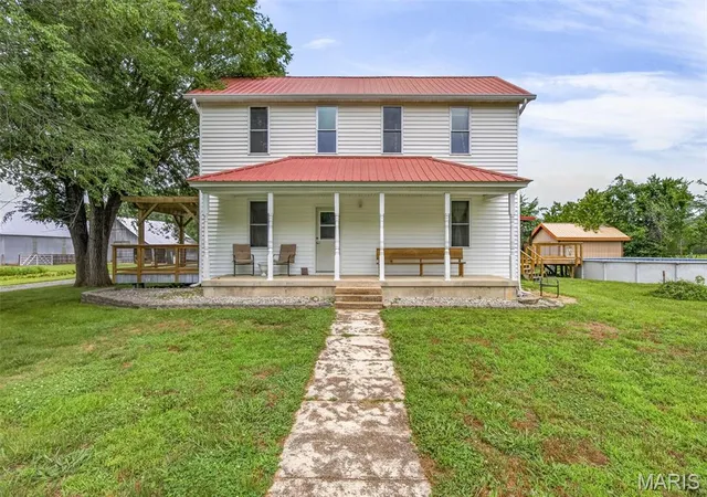 Homes for sale in Sainte Genevieve, MO | 10635 State Route O, Sainte Genevieve, MO 63670 | MLS# MIS26036448