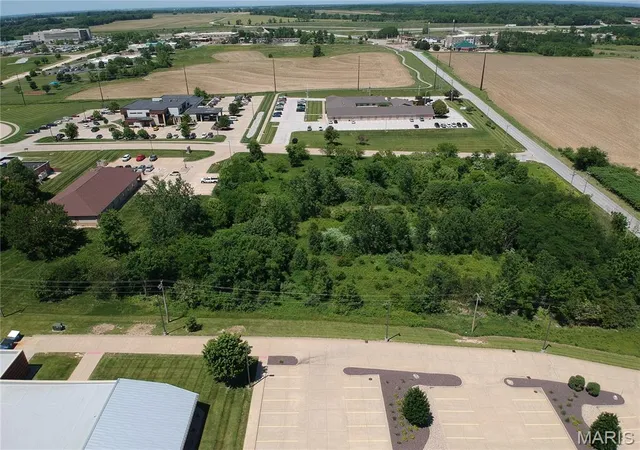 2nd image of Lots 10 & 11 Forest Hills Rd, Hannibal, MO 63401 | MLS# MIS26036462