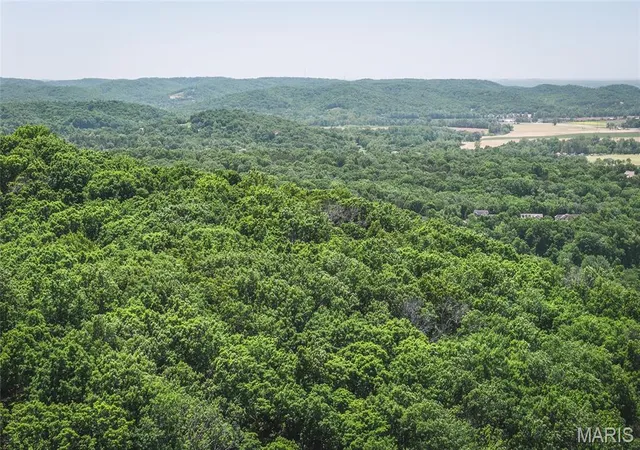 19th image of 3000 Byrnes Mill Rd, Eureka, MO 63025 | MLS# MIS26036498