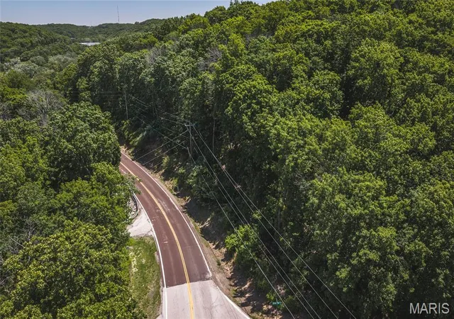 5th image of 3000 Byrnes Mill Rd, Eureka, MO 63025 | MLS# MIS26036498