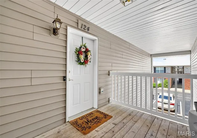 3rd image of 406 S Church St #124, St Peters, MO 63376 | MLS# MIS26036508