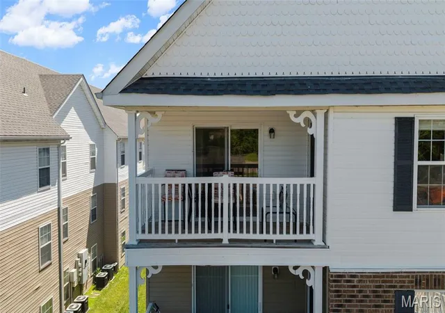 28th image of 1233 Saravalle Dr, St Peters, MO 63376 | MLS# MIS26036524