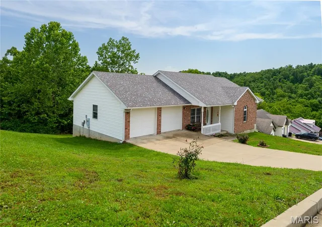 Homes for sale in St Robert, MO | 160 Sawmill Rd, St Robert, MO 65584 | MLS# MIS26036539