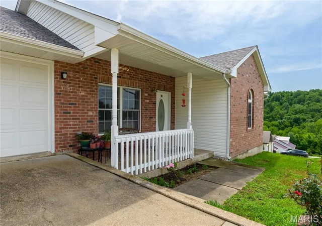 Homes for sale in St Robert, MO | 160 Sawmill Rd, St Robert, MO 65584 | MLS# MIS26036539