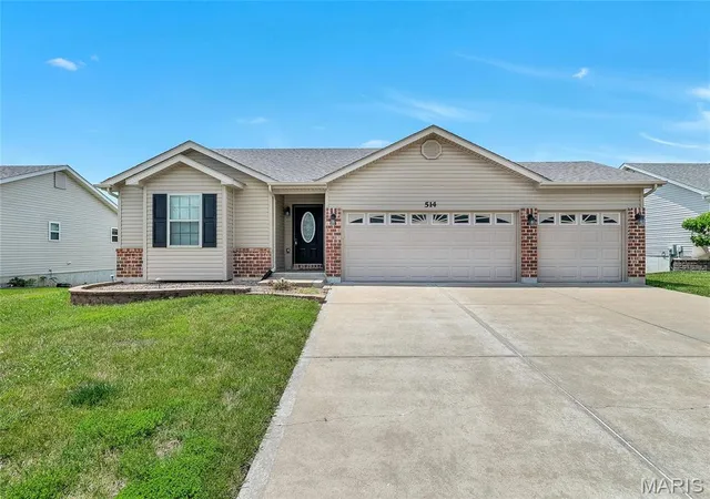 Homes for sale in Foristell, MO | 514 Sceptre Rd, Foristell, MO 63348 | MLS# MIS26036559