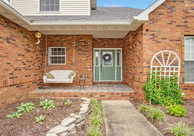 Photo 3 of Single family home for sale at 1101 Timberlake Dr, Edwardsville, IL 62025 | MLS# MIS26036562 | Listing updated on 2026-09-13