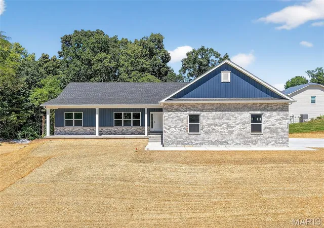 1st image of 130 Bristol Ridge Dr, Troy, MO 63379 | MLS# MIS26036564