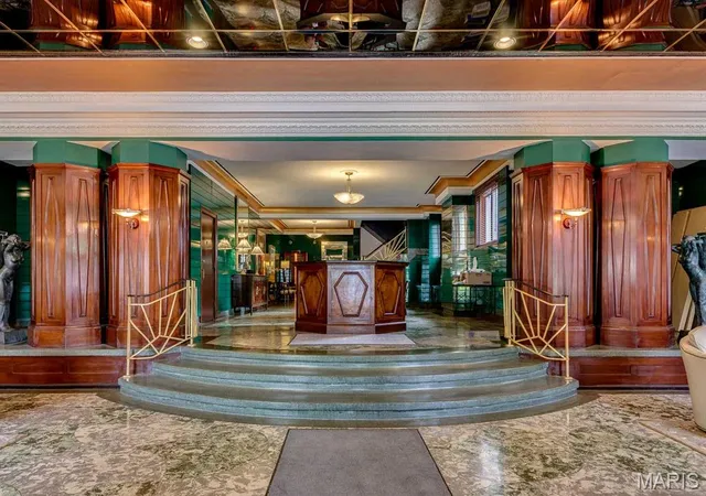 1st image of 4440 Lindell Blvd #501, St Louis, MO 63108 | MLS# MIS26036579