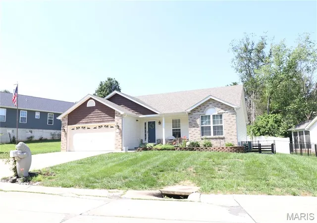 3rd image of 207 Gran Vista Dr, Festus, MO 63028 | MLS# MIS26036585