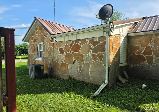 4th image of 411 South St, Lebanon, MO 65536 | MLS# MIS26036587
