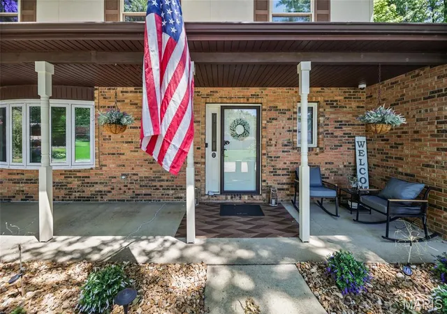 Homes for sale in Belleville, IL | 15 Moonglow Dr, Belleville, IL 62221 | MLS# MIS26036591