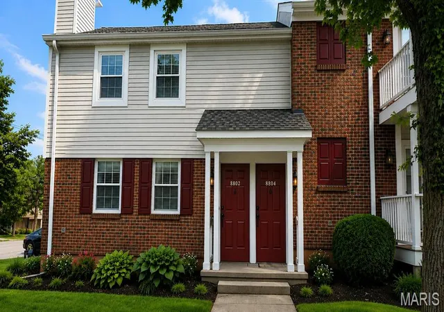 Photo 1 of Condo for sale at 8804 Eager Rd, St Louis, MO 63144 | MLS# MIS26036595 | Listing updated on 2026-09-06